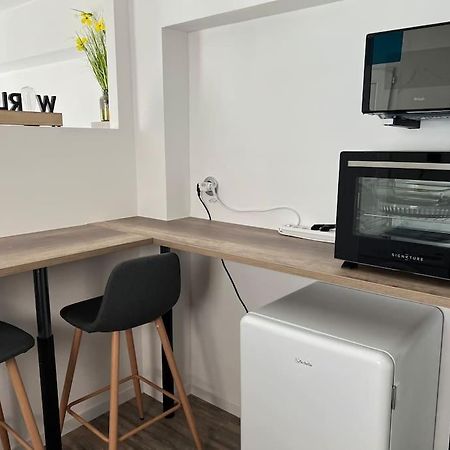 Superbe Studio Neuf Avec Piscine Apartment มงเตลิมาร์ ภายนอก รูปภาพ